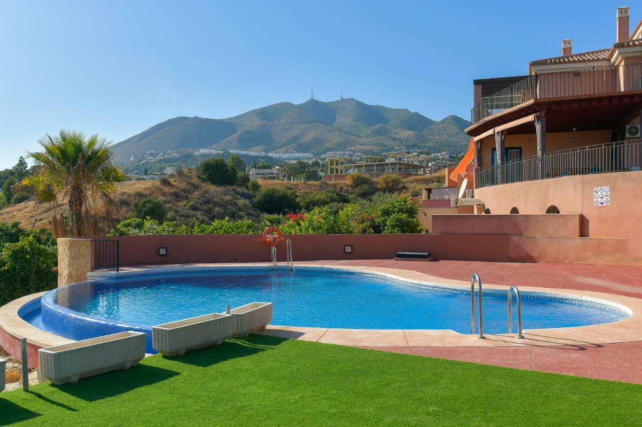 Bluebenalmadena 200Meters From The Beach With Jacuzzi And Rooftop Terrace (Adults Only) 外观 照片